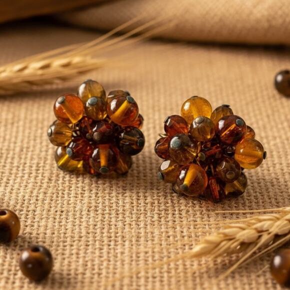 Vintage Marvella Cluster Bead Clip On Earrings Amber - Picture 1 of 10